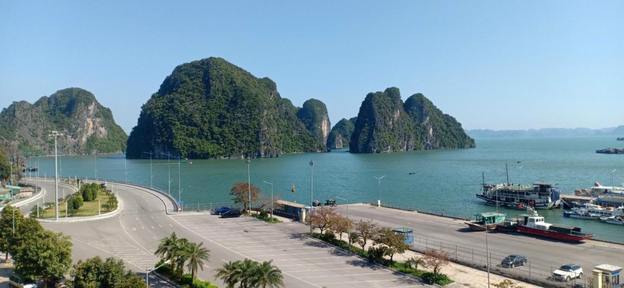 Tropical Villa Halong Ha Long Exterior foto